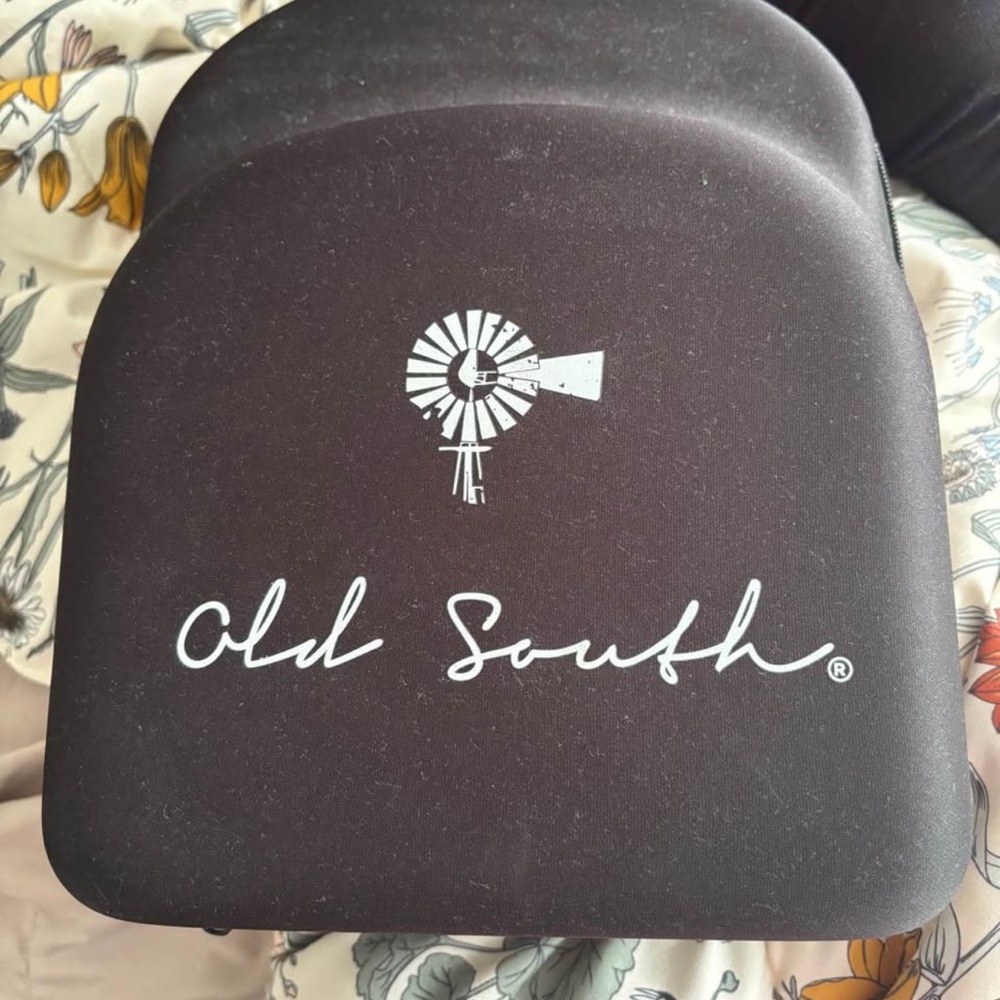Men’s hat box